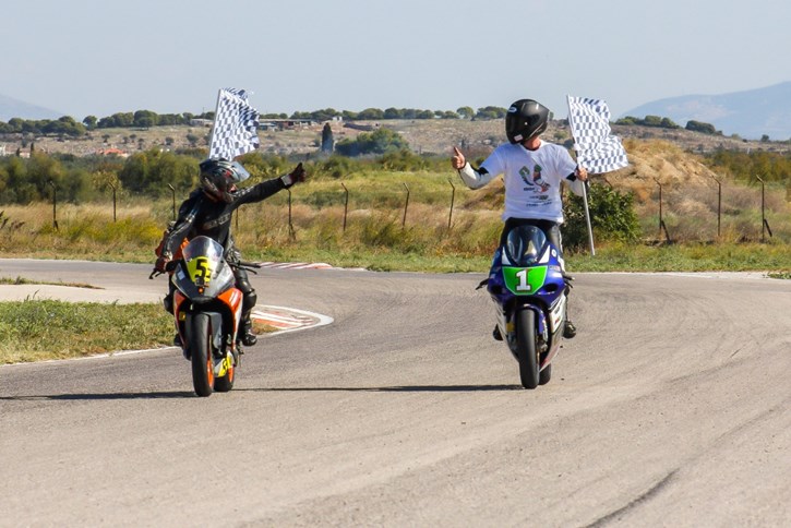 Τσουρουνάκης (SS300), Ντότσικας (Racing)